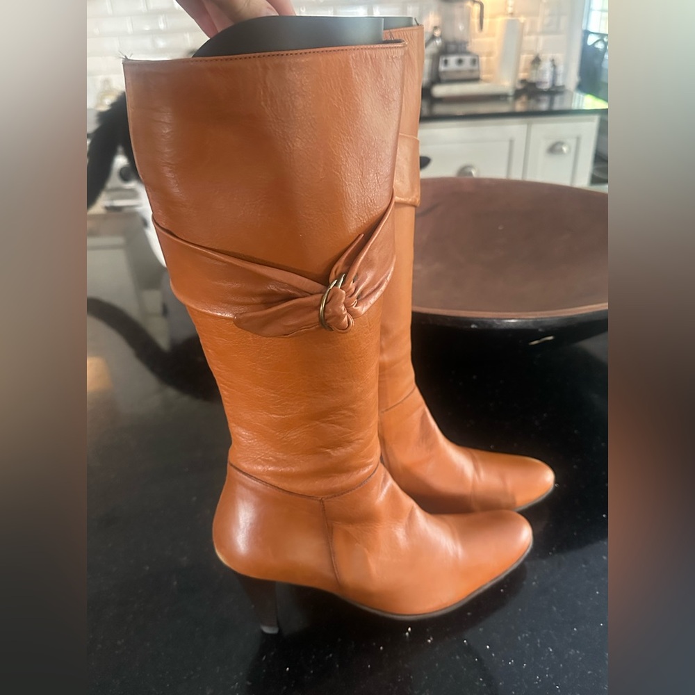 Vintage Tan Leather Boots